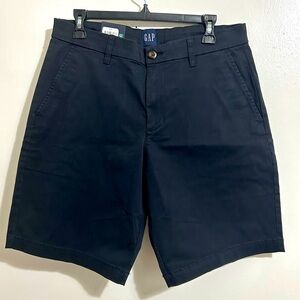 GAP Men's Black Flat Front Shorts‎
